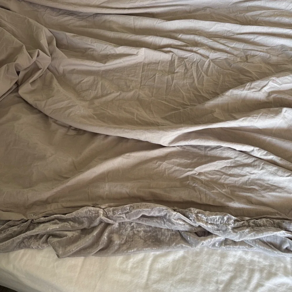 West Elm Duvet Cover Set Full Queen Silver Crushed Velvet Shimmer 1 pillow sham